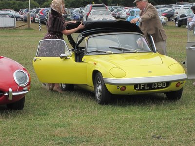 Lotus Elan S3 SE [JFL 139D] 109-1091.JPG and 